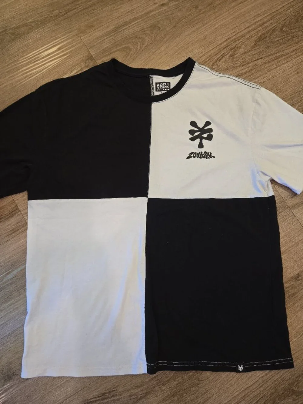 Zoo York Black & White Streetwear T-Shirt Big Logo - Picture 1 of 7